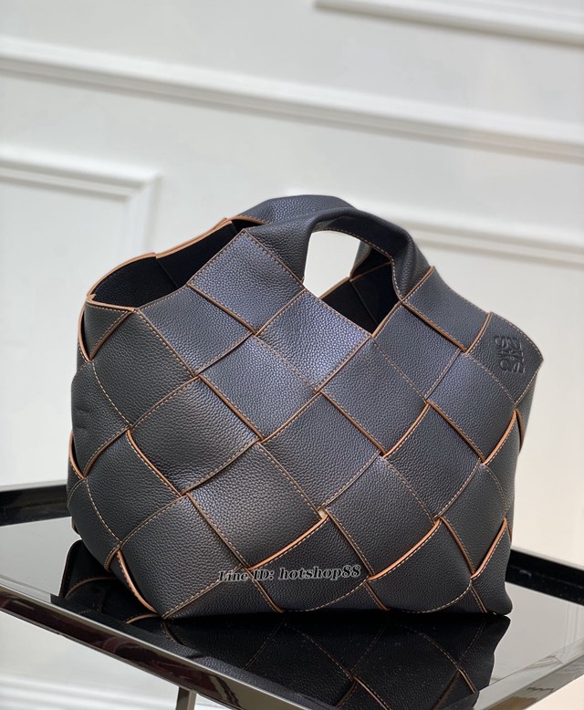 Loewe專櫃新款編織包手提肩背包 羅意威Woven Basket Gingham Bag 10118 lyw1471